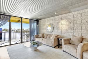 1100 SE 5th Ct 35, Pompano Beach, FL 33060 Sold 02/21/25