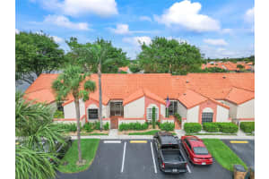 26 Centennial Ct 26, Deerfield Beach, FL 33442 Sold 01/14/25