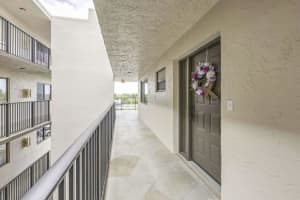 8000 Hampton Blvd 411, North Lauderdale, FL 33068 Sold 02/21/25