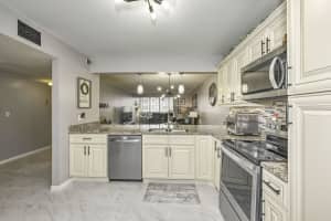 8000 Hampton Blvd 411, North Lauderdale, FL 33068 Sold 02/21/25