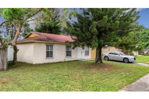 501 SW 83rd Avenue, North Lauderdale, FL 33068 Sold 04/16/25