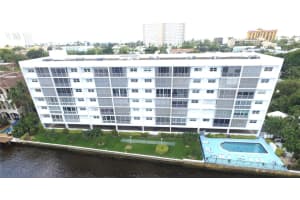401 NE 19th Ave 37, Deerfield Beach, FL 33441 Sold 03/18/25
