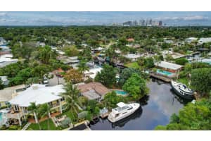 1542 SW 18th Ter, Fort Lauderdale, FL 33312 Sold 02/24/25