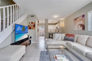 48 NE 20th Ct 10C, Fort Lauderdale, FL 33305 Sold 03/21/25