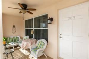 100 SE 6th Avenue 203, Pompano Beach, FL 33060 Sold 12/27/24