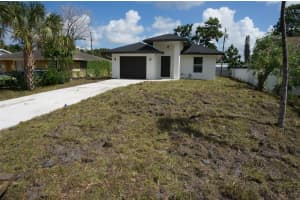 5584 Papaya Rd, West Palm Beach, FL 33413 Sold 01/27/25