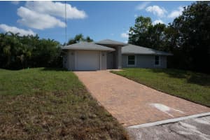 10807 Barn Rd, Lake Worth, FL 33449 Sold 01/06/25