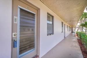 10402 Sunrise Lakes Blvd 109, Sunrise, FL 33322 Sold 09/11/25