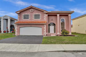 711 Rock Hill Ave, Davie, FL 33325 Sold 12/19/24