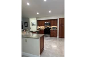 6080 NW 96th Dr, Parkland, FL 33076 Sold 05/20/25