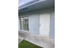 4021 NW 30th Ter, Lauderdale Lakes, FL 33309 - MLS#F10472792