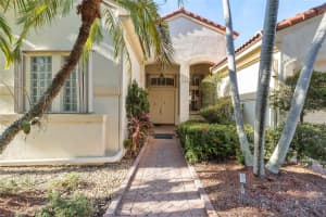 900 NW 123rd Dr, Coral Springs, FL 33071 Sold 01/31/25
