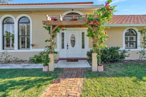 9036 SE Mars St, Hobe Sound, FL 33455 Sold 03/05/25