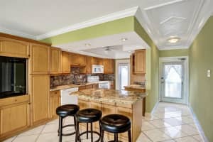 700 Pine Dr 204, Pompano Beach, FL 33060 Sold 03/06/25