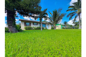 2131 NE 1st Way, Boynton Beach, FL 33435 Sold 04/01/25