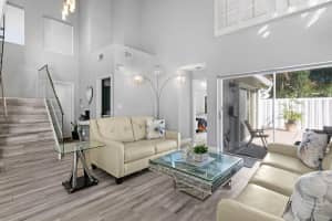 935 Scarlet Oak Ter, Hollywood, FL 33019 Sold 01/31/25