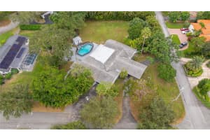 13401 SW 83rd Ave, Pinecrest, FL 33156 - MLS#F10473184