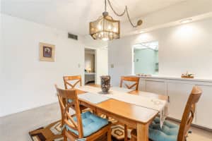 9611 N Hollybrook Lake Dr 107, Pembroke Pines, FL 33025 - MLS#F10473234