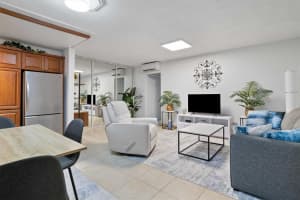 161 NE 10th Ave 5B, Hallandale Beach, FL 33009 Sold 04/01/25