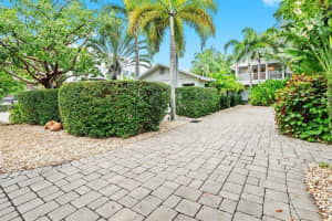 619 NE 13th Ave, Fort Lauderdale, FL 33304 Sold 03/31/25
