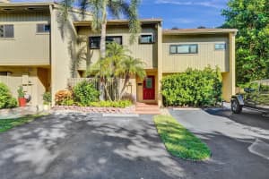 97 Ne 17 Ct 97, Fort Lauderdale