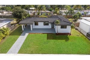 5050 SW 10th St, Plantation, FL 33317 Sold 03/27/25