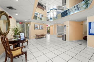 1300 Saint Charles Place, Pembroke Pines, FL 33026 - MLS#F10473401