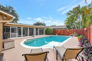 844 NW 76th Ter, Plantation, FL 33324 Sold 02/24/25