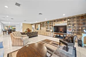 1130 W Cypress Dr V-16, Pompano Beach, FL 33069 Sold 01/14/25