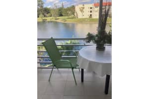 3001 Sunrise Lakes Dr 207, Fort Lauderdale, FL 33322 Sold 04/23/25