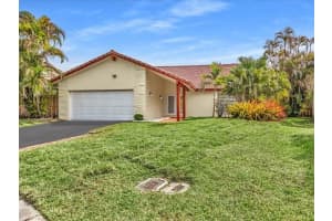 9300 NW 40th Ct, Sunrise, FL 33351 Sold 02/28/25
