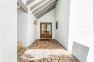 2230 NW 103rd Ave, Pembroke Pines, FL 33026 Sold 02/04/25