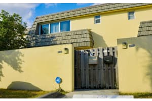 8735 SW 137th Ave 8735, Miami, FL 33183 Sold 03/25/25