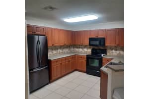 6258 Adriatic Way, West Palm Beach, FL 33413 Sold 09/29/25