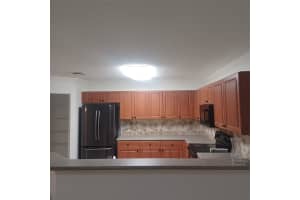 6258 Adriatic Way, West Palm Beach, FL 33413 Sold 09/29/25