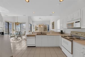 10138 Lexington Estates Blvd, Boca Raton, FL 33428 - MLS#F10473699