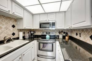 710 N OCEAN BLVD 911, Pompano Beach, FL 33062 Sold 01/06/25