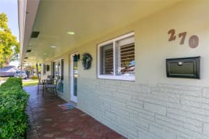 270 SE 7th St, Pompano Beach, FL 33060 Sold 03/04/25