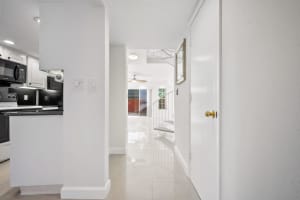 670 Tennis Club Drive 104, Fort Lauderdale, FL 33311 Sold 04/15/25