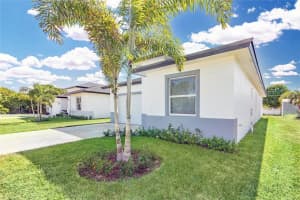 10 Nw Ave, Boynton Beach, FL 33435 Sold 02/25/25
