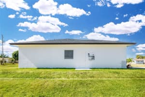 424 NW 10th, Boynton Beach, FL 33435 Sold 04/17/25
