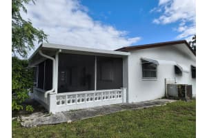 4300 NW 48TH AVE, Lauderdale Lakes, FL 33319 Sold 08/04/25
