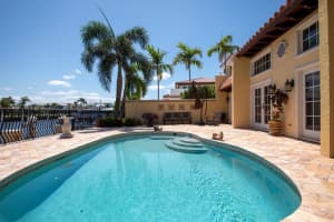 548 Commodore Cir, Delray Beach, FL 33483 Sold 01/08/25