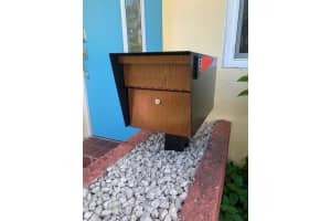 2707 Monroe St, Hollywood, FL 33020 Sold 06/11/25