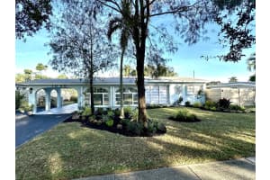 1060 SW 50TH AVE, Plantation, FL 33317 Sold 01/28/25