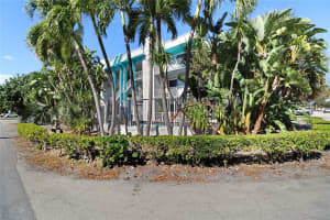2715 NE 49th St 101, Fort Lauderdale, FL 33308 Sold 06/20/25