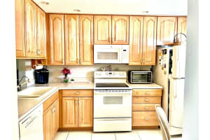 8834 W Mcnab Rd 107, Tamarac, FL 33321 Sold 04/25/25