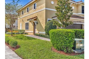 9570 Town Parc Cir 9570, Parkland, FL 33076 Sold 03/03/25