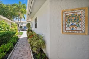 319 Deer Creek Lakeside Way 319, Deerfield Beach, FL 33442 Sold 05/21/25