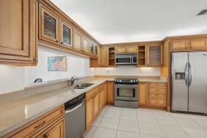 319 Deer Creek Lakeside Way 319, Deerfield Beach, FL 33442 Sold 05/21/25